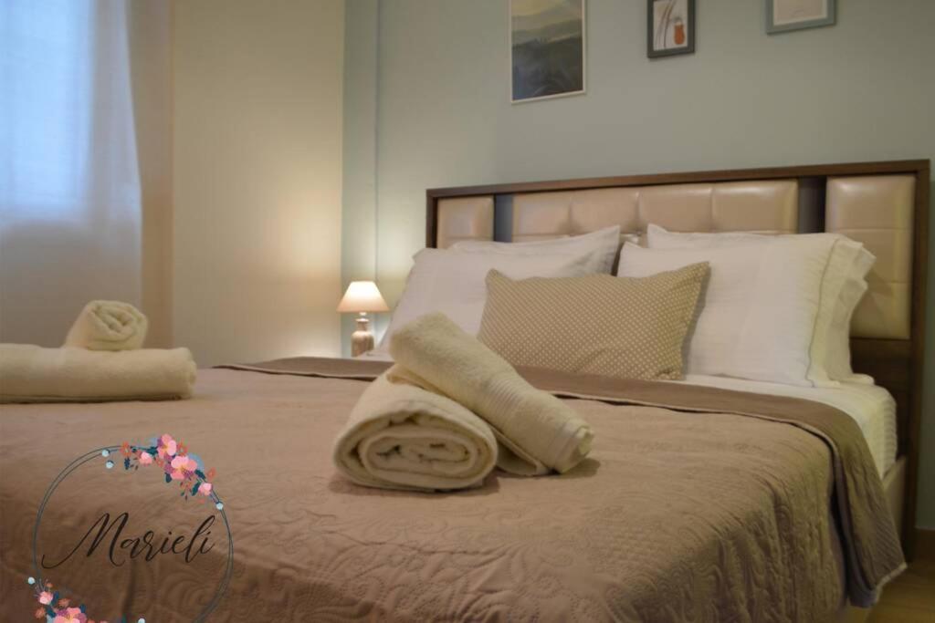 Marieli Apartment Perama  ภายนอก รูปภาพ
