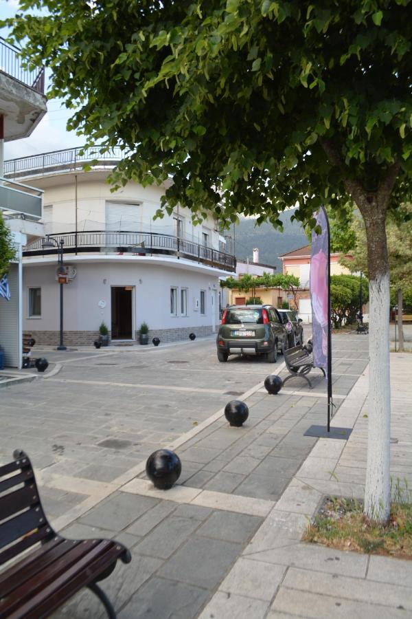 Marieli Apartment Perama  ภายนอก รูปภาพ
